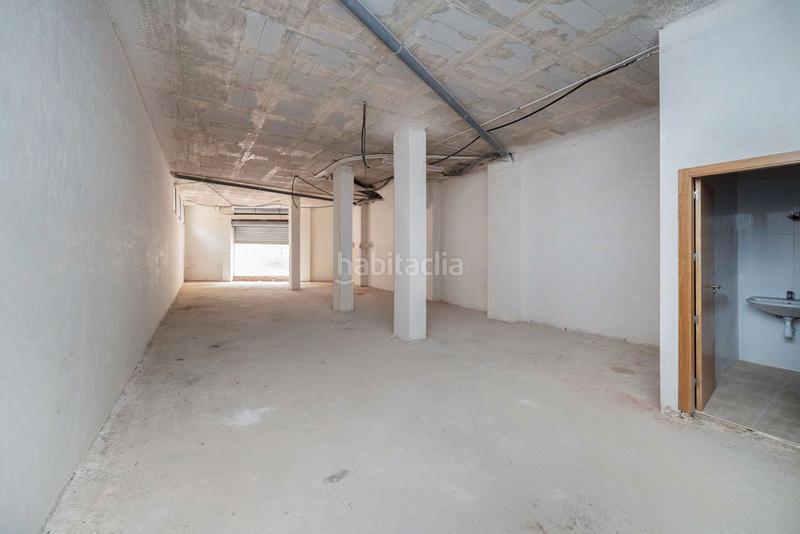 Foto d70aa168-67f0-46a5-8ae8-2a0154e0015b. Business premise in Monòver