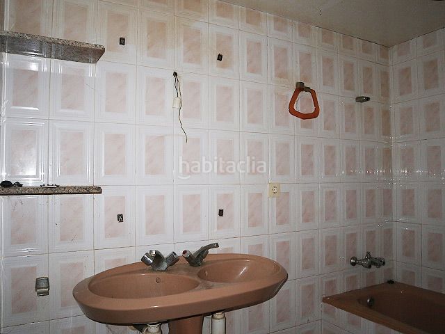 Foto 262e749c-b36d-4805-9bd7-10b9003fcf5a. Local comercial a Deltebre