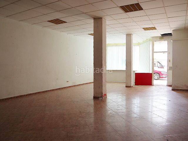 Foto 3d724ce9-132a-4121-b704-c03477bd2350. Local comercial a Deltebre