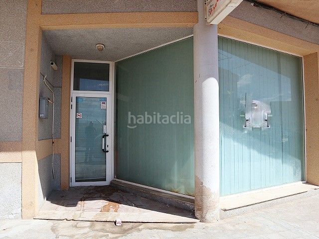 Foto 73d6a2b2-d966-4aa5-b0d3-7b3c3b30d4f0. Local comercial a Deltebre