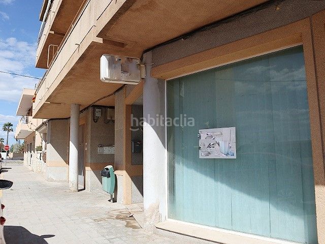 Foto ac524b5f-a82f-4d7e-b9a4-84bd12558f4b. Local comercial a Deltebre