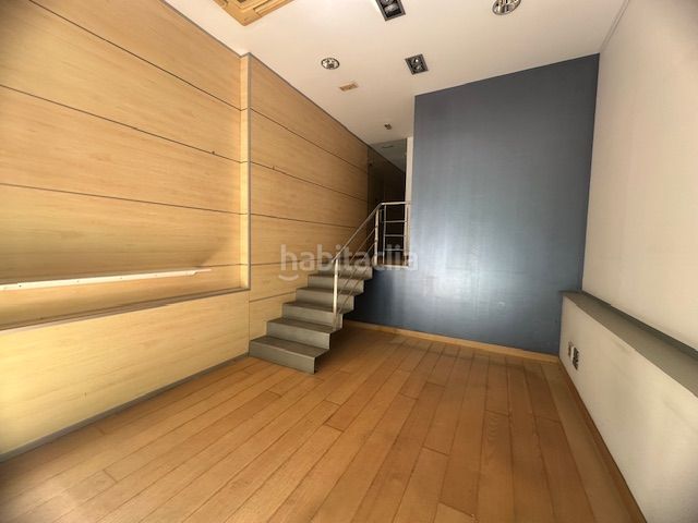 Foto 074a7f19-7296-4dc2-940c-eb017dfa9464. Local comercial a Príncep de Viana-Clot-Xalets Humbert Torres Lleida
