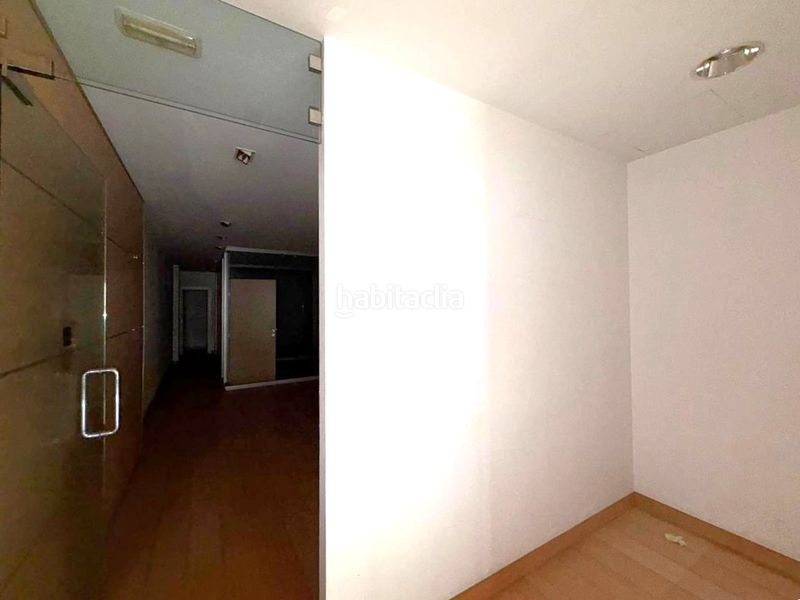 Foto 3b8382a7-3cbf-4a9a-8e1f-d856d7a5d70c. Local comercial a Príncep de Viana-Clot-Xalets Humbert Torres Lleida