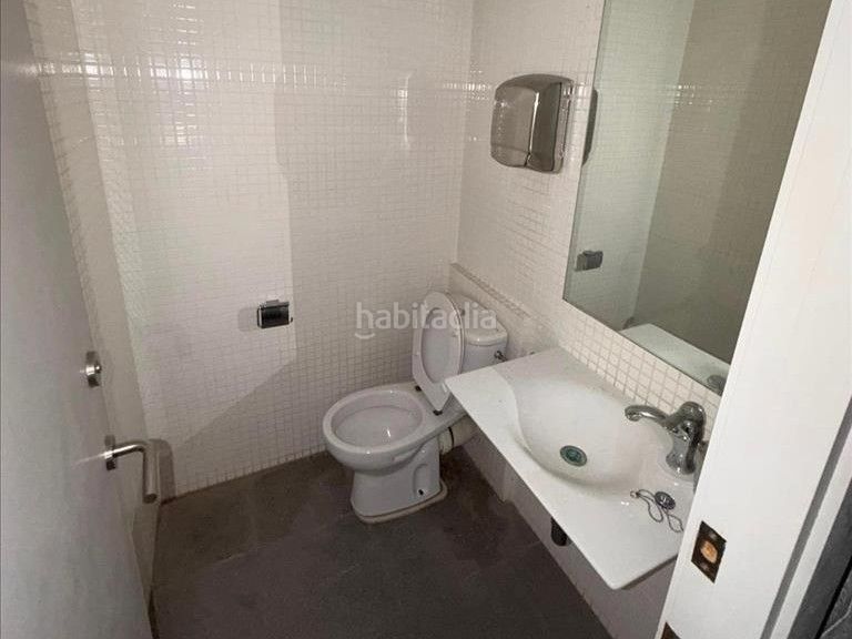 Foto 6ad17c05-3ef3-4a5c-80bc-dcd0d0ef2767. Local comercial a Príncep de Viana-Clot-Xalets Humbert Torres Lleida