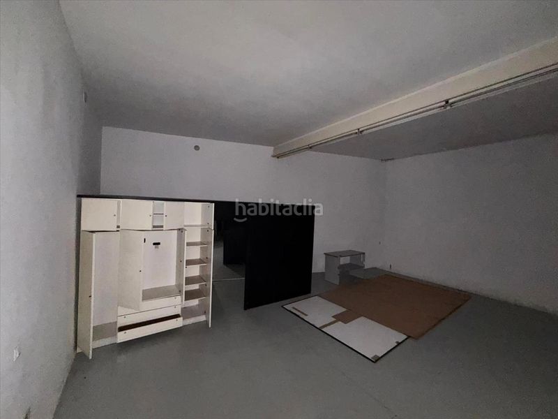 Foto 78f04ef1-fdd9-4f23-99fd-0ed2ed2f8f00. Local comercial a Príncep de Viana-Clot-Xalets Humbert Torres Lleida
