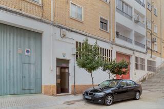 Pis  Calle sevilla 2  escalera e planta 3 puerta 0a