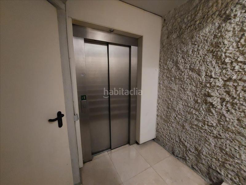 Foto 3747fd0b-a1d8-49c9-9c52-1aff19b67d8a. Aparcament cotxe a Montcada Centre - La Ribera Montcada i Reixac