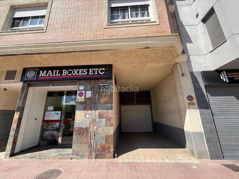 Foto f46d30fa-80a4-491e-b631-be2938f945ee. Aparcament cotxe a Guadassuar
