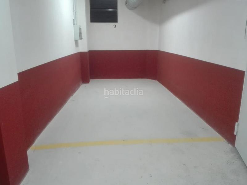 Foto bead0cc6-acd4-46de-a80c-c12ea6ce8254. Parking coche en Puerto Lumbreras