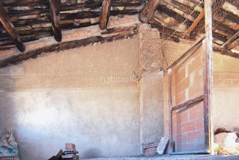 Foto d9d14782-14c2-42bc-a310-922f7efdf72f. Semi detached house in Santpedor