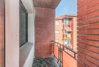 Flat  Riu segre