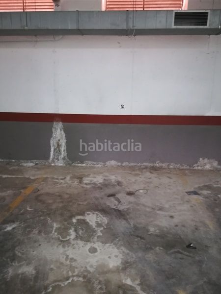 Foto d4ef9105-905c-4c48-9bdb-79b9e6a1ab8a. Aparcament cotxe a Lorquí