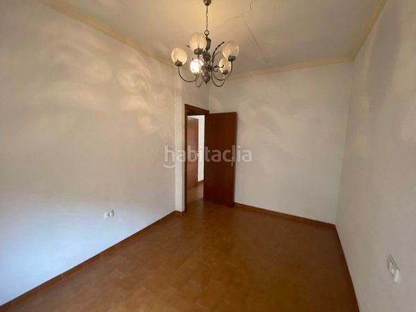 Foto 710b1faf-dc57-48ba-ad67-e3cb519f28b5. Casa adossada amb aparcament a Archena