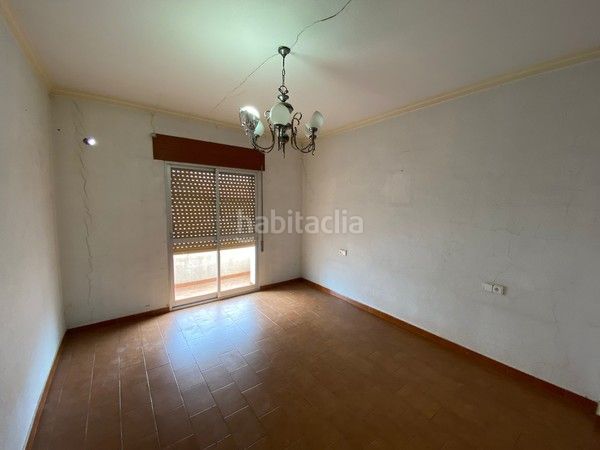 Foto 8505f05b-7107-4c1a-8ca5-64f092488356. Casa adossada amb aparcament a Archena