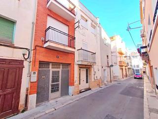 Casa adossada  Calle balmes 10 0 0 0
