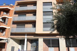 Business premise  Cami reial