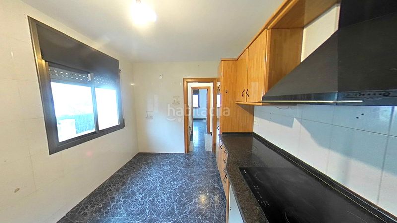 Foto ea822baa-e50f-49e2-8943-e367345bb953. Xalet amb aparcament a Creixell