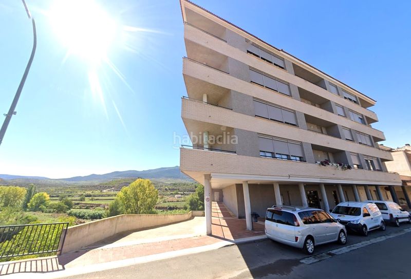 Foto 256b2794-5758-4aa8-bfda-f12b5478e966. Aparcament cotxe a Illueca