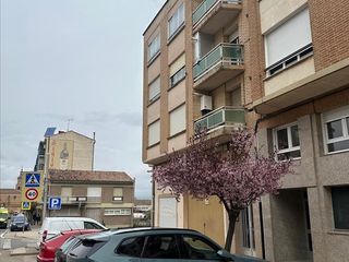 Flat  Victor romanos