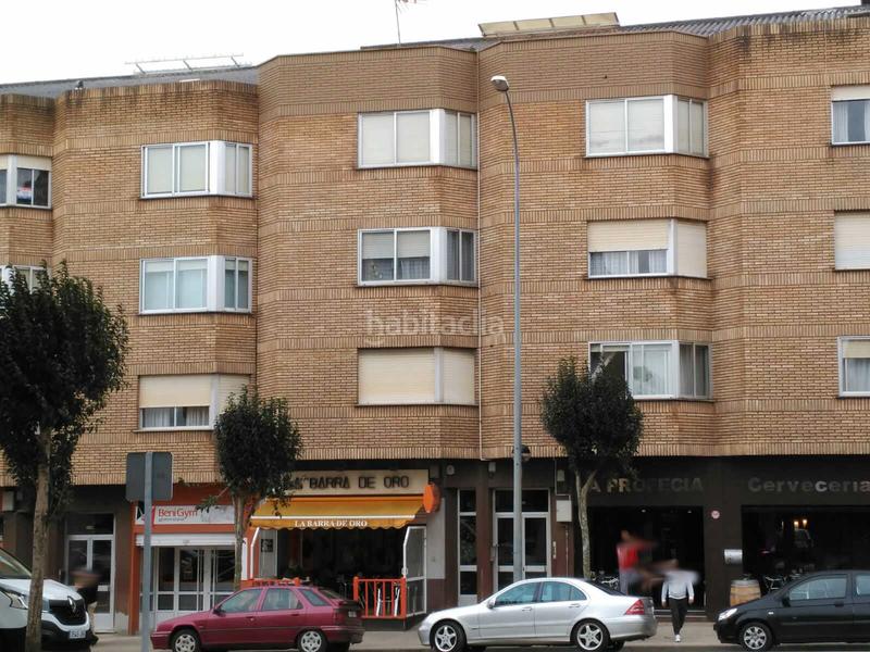 Foto a715af9a-9681-489e-9104-da9f80fab856. Piso en O Feal - Xubia Narón