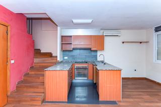 Flat  Sant damia