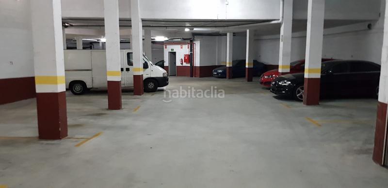 Foto 516b16a4-6384-47d4-b66f-f011e3c89a1b. Aparcament cotxe a San Cibrao das Viñas