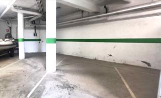 Parking voiture à Anna Mogas