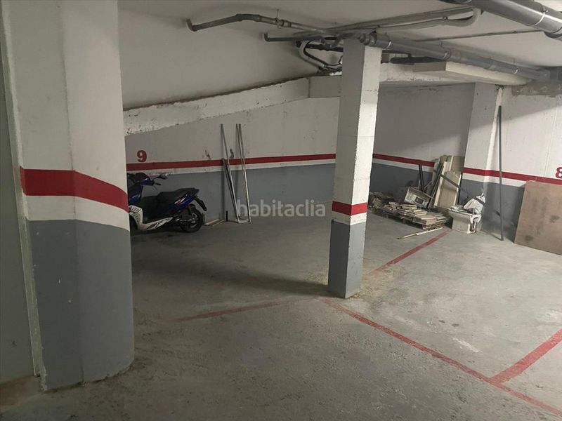 Foto 2ba5df44-4f2e-4229-8ac8-e9acb63c90e9. Aparcament cotxe a Gelida