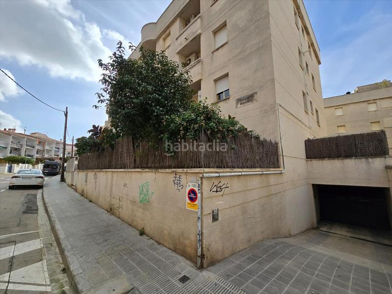 Foto 96872c3a-4b30-4e11-99d6-5612b27ab60c. Aparcament cotxe a Coma-ruga platja Coma-ruga