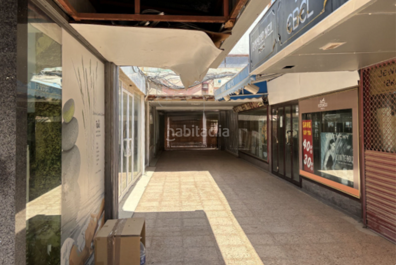 Foto 1b050b47-8c3c-4173-8b5a-caf2c746792a. Local comercial a Playa del Inglés San Bartolomé de Tirajana