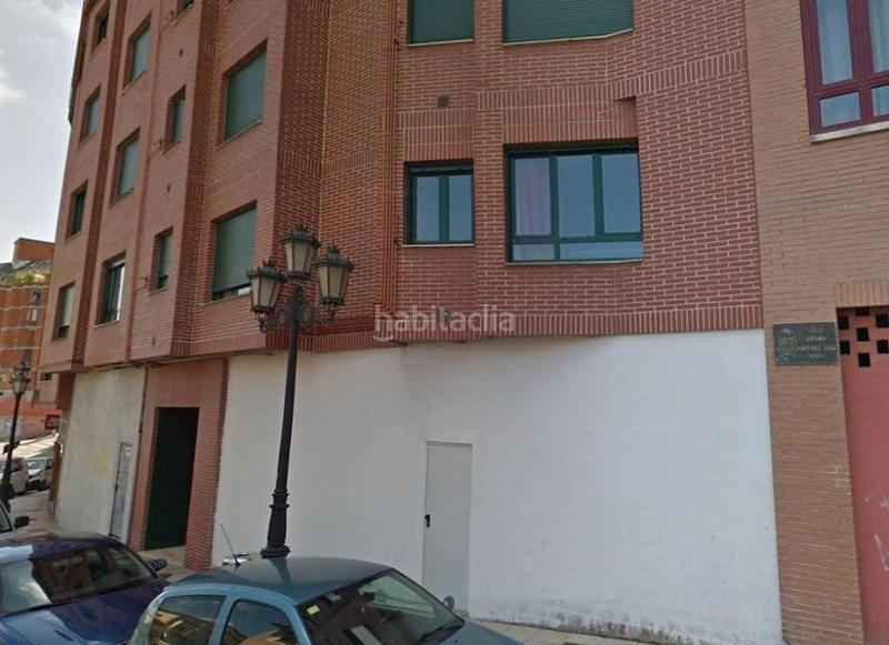 Foto a12ac1a1-2005-4807-a395-d5c2fd705f07. Local comercial en Buenavista Oviedo