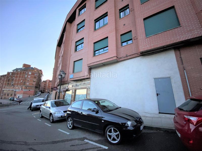 Foto e205a5e3-b6d5-4f63-af9d-06f423a18ef1. Local comercial en Buenavista Oviedo