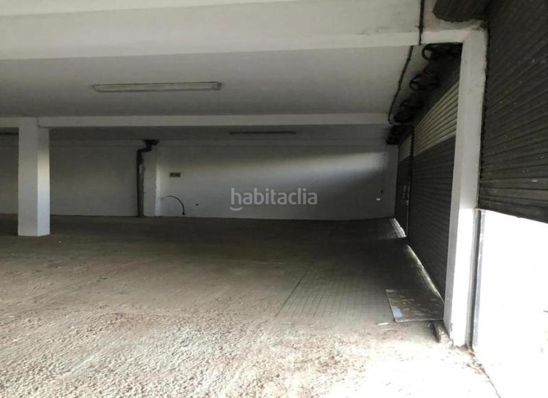 Foto f3ff21d1-825f-466c-9e3d-eac71b8e8a92. Local comercial a Llevant Reus