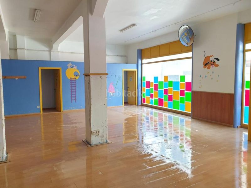 Foto 8e6a0e7e-34c8-4062-a6cd-75b208e2d460. Local comercial a Porta Nova Ferrol
