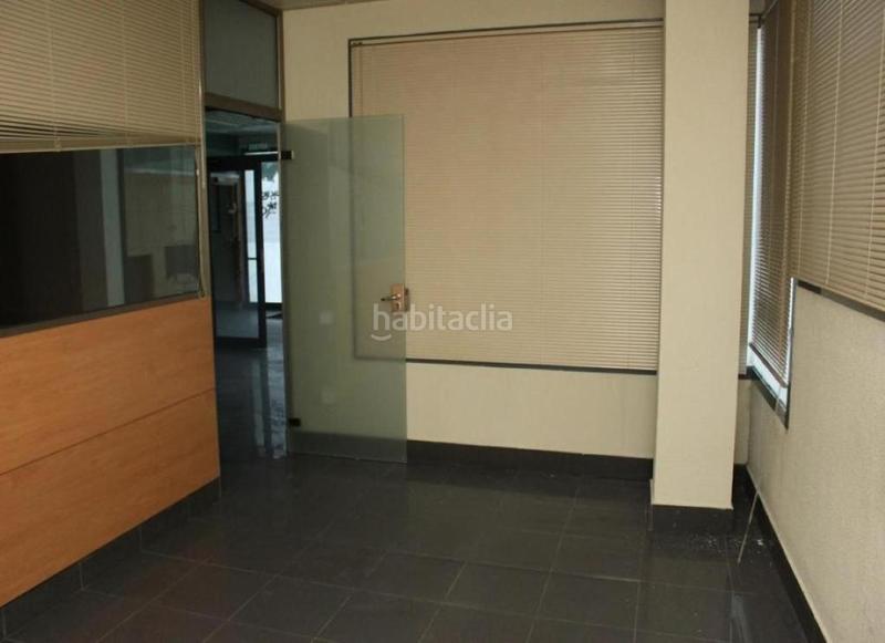 Foto 099167de-b512-43b8-a170-2dcae5ef300f. Local commercial dans Nucli Antic Cunit