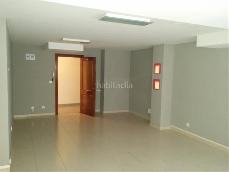 Foto bc69df3b-5de8-4a95-b4bc-fdc91605a887. Local comercial a Muriedas Camargo