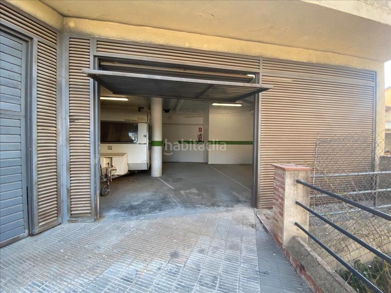 Foto fe79c12c-cbbb-49c8-b6ba-c15b6b8fa8b6. Car parking in Bigues i Riells del Fai