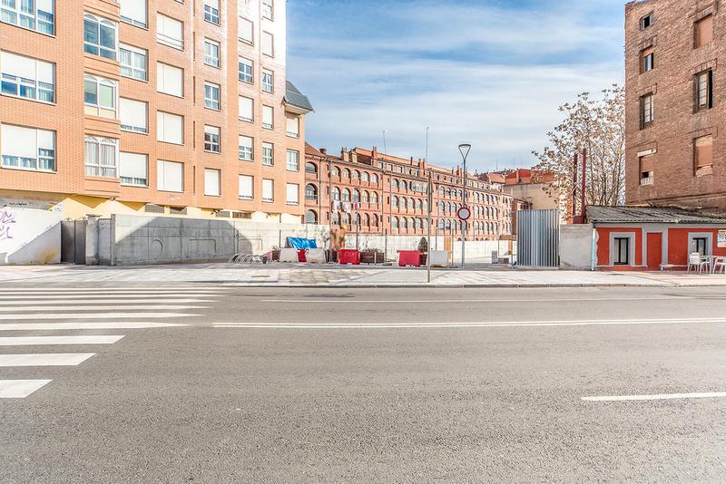 Foto cb2cb57a-4859-40e9-82ef-3d41a0c87b89. Geschäftsraum in Crucero León