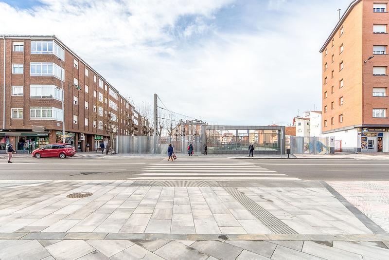 Foto 76871c14-0d5e-4196-af2b-9c8eefa1b151. Local comercial en Crucero León