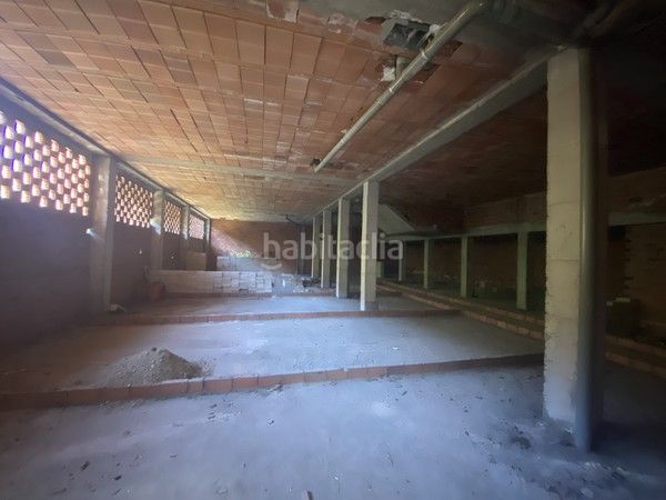 Foto d8bc01b4-a908-4ad7-8e91-048221c9c7f8. Local comercial a Degaña
