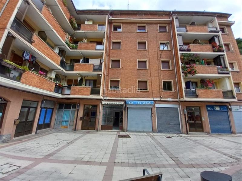 Foto de9bc641-5fe7-4d18-93c0-ef62268e3559. Local commercial dans Santutxu-Basarrate Bilbao