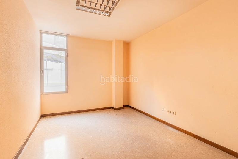 Foto cf81b96b-ef1f-445a-a939-59b0de97256f. Geschäftsraum in Instituts-Universitat Lleida
