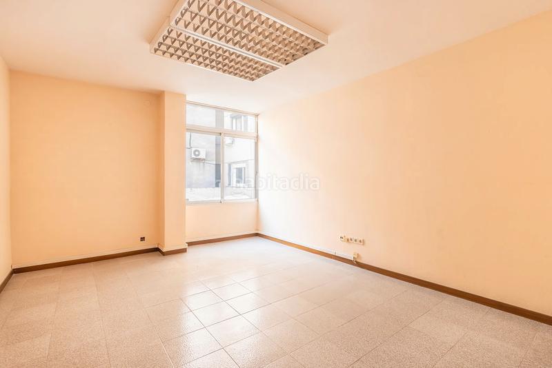 Foto 08de206f-624b-4189-8c1e-4c782f363160. Local comercial a Instituts-Universitat Lleida