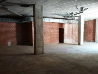 Local commercial  Calvari (del)
