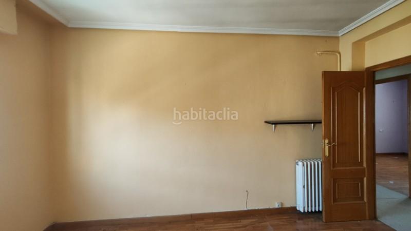 Foto 10b6daec-250d-4651-ac26-ce179437d4ef. Piso en Flores de Sil - La Placa Ponferrada