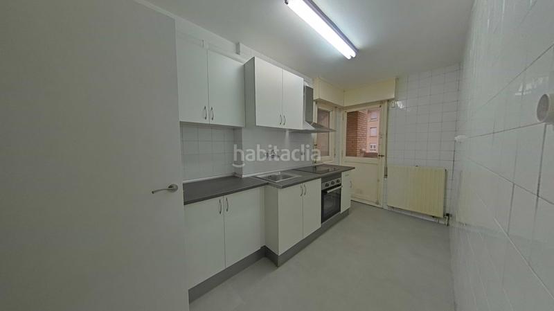 Foto 40ba830d-b4eb-41a7-8c6d-f46babecc44b. Pis a Zizur Mayor / Zizur Nagusia
