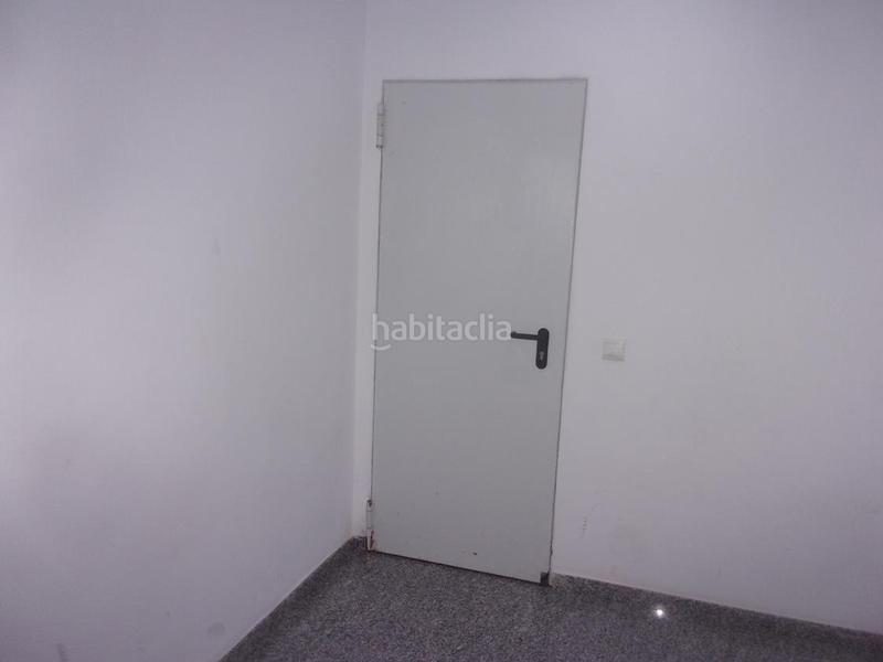 Foto a26f0d0c-c64d-44fe-8917-1768c5317c6d. Aparcament cotxe a Puerto Benicarló