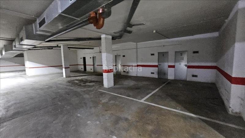 Foto aacacee9-6981-4a66-b735-17fbc665da44. Parking coche en Santa Coloma de Farners