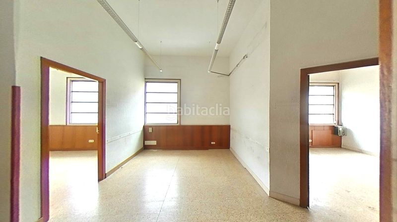 Foto 3f988853-7ee6-4e22-b914-b30e0b169bb9. Local comercial a Centre Figueres