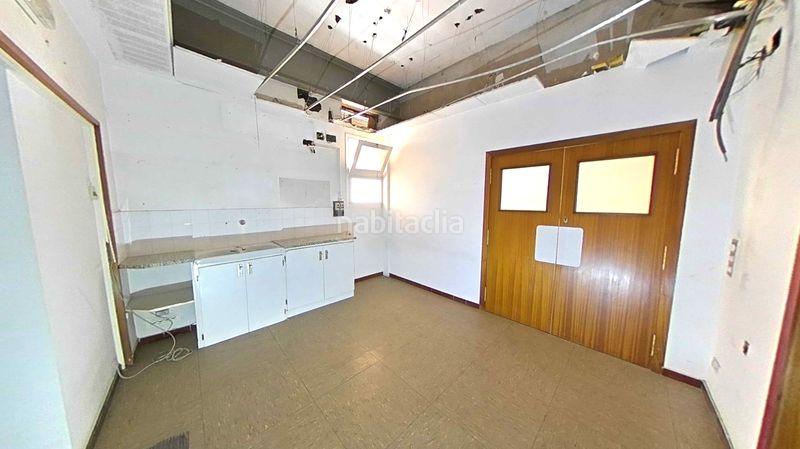 Foto 65cf0c45-c0ef-4ad5-bd78-d0e7cd3a6422. Local comercial a Centre Figueres